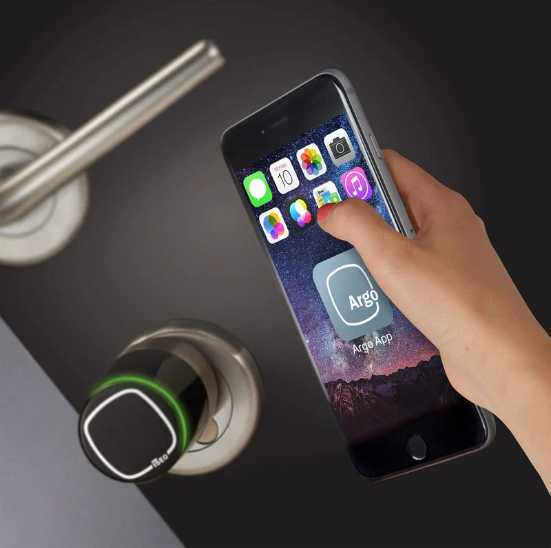 Elektronicznie sterowana wkladka Libra Smart - otwieranie drzwi za pomoca iPhone'a